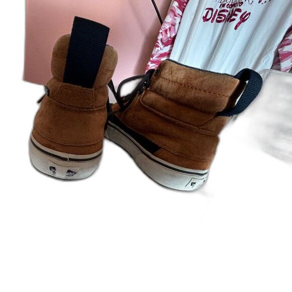 Rare Vans SK8-HI Duck Boots Winter Skateboarding Mens Water Resistant  Size 5.5 main image 7